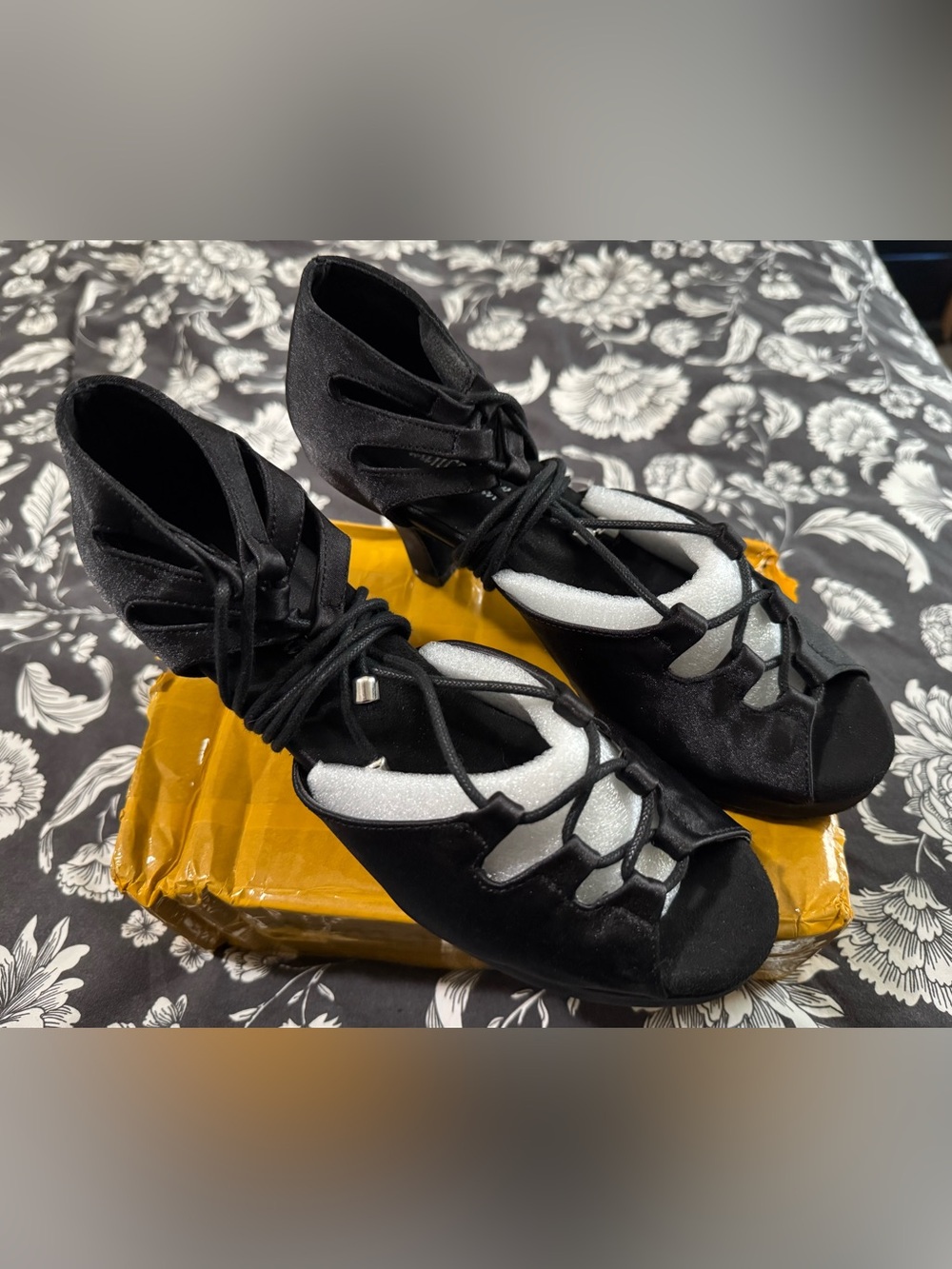 Black Strappy Latin Salsa Bachata Dance Heels 6.5